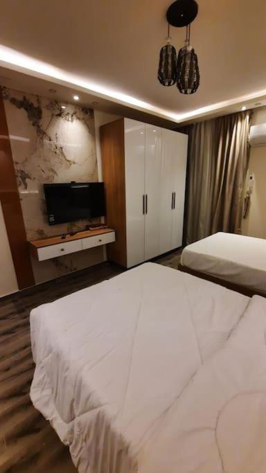 المهندسين جامعة الدول ميدان لبنان الدقي فندقية Apartment Cairo