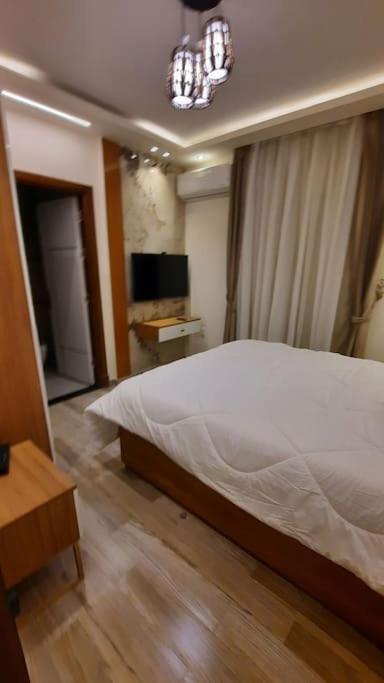 المهندسين جامعة الدول ميدان لبنان الدقي فندقية Apartment Cairo