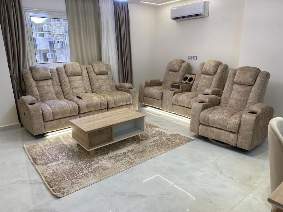 المهندسين جامعة الدول ميدان لبنان الدقي فندقية Apartment *